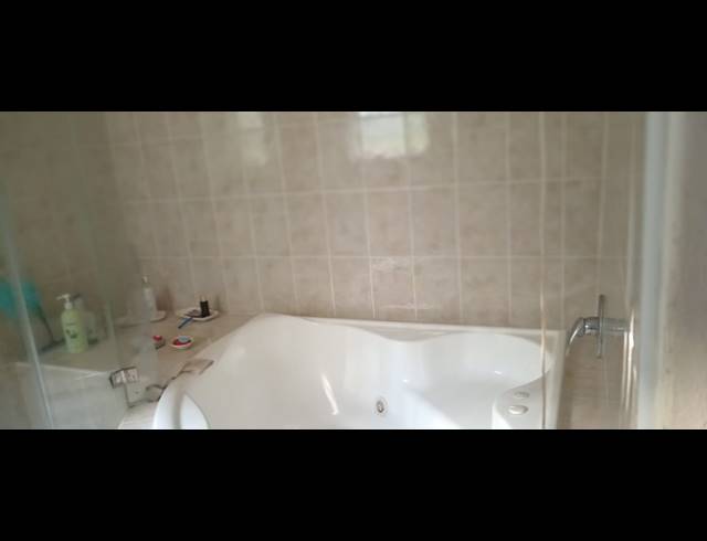 3 BEDROOM HOUSE FOR SALE IN ENDLONDLWENI